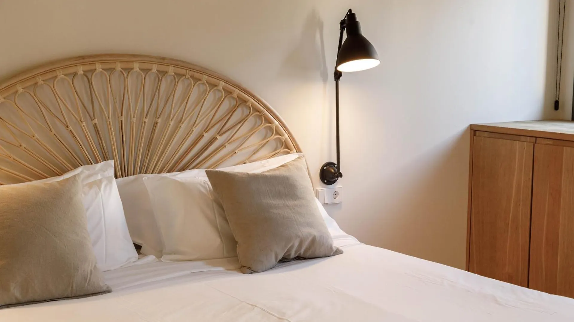 La Comuna By Bon Dia Residences Gerona Hotel