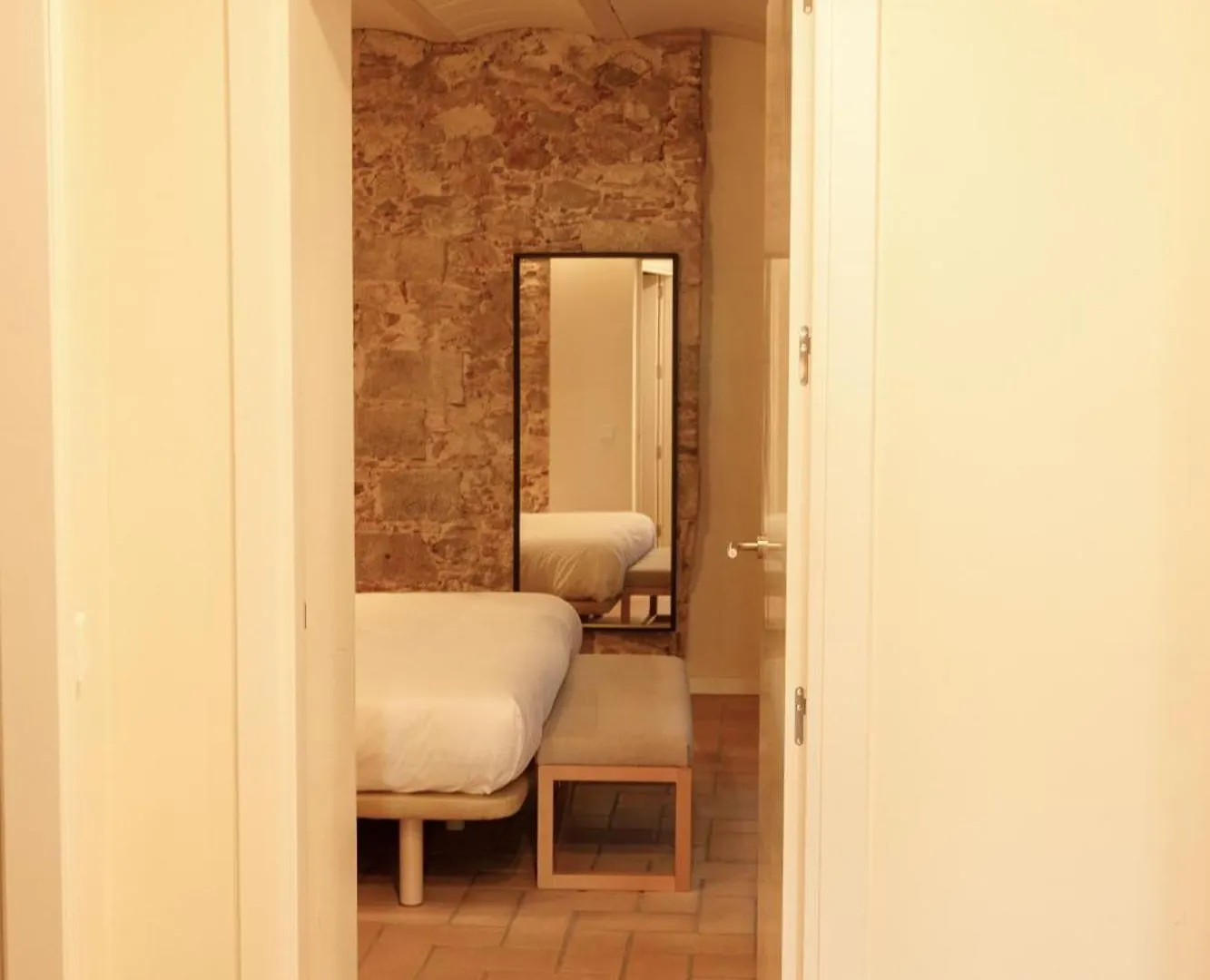 Hotel La Comuna By Bon Dia Residences Gerona