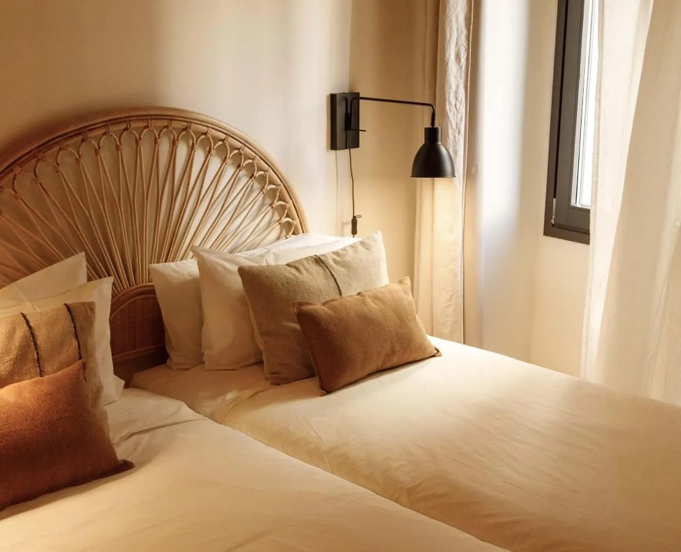 Hotel La Comuna By Bon Dia Residences Gerona