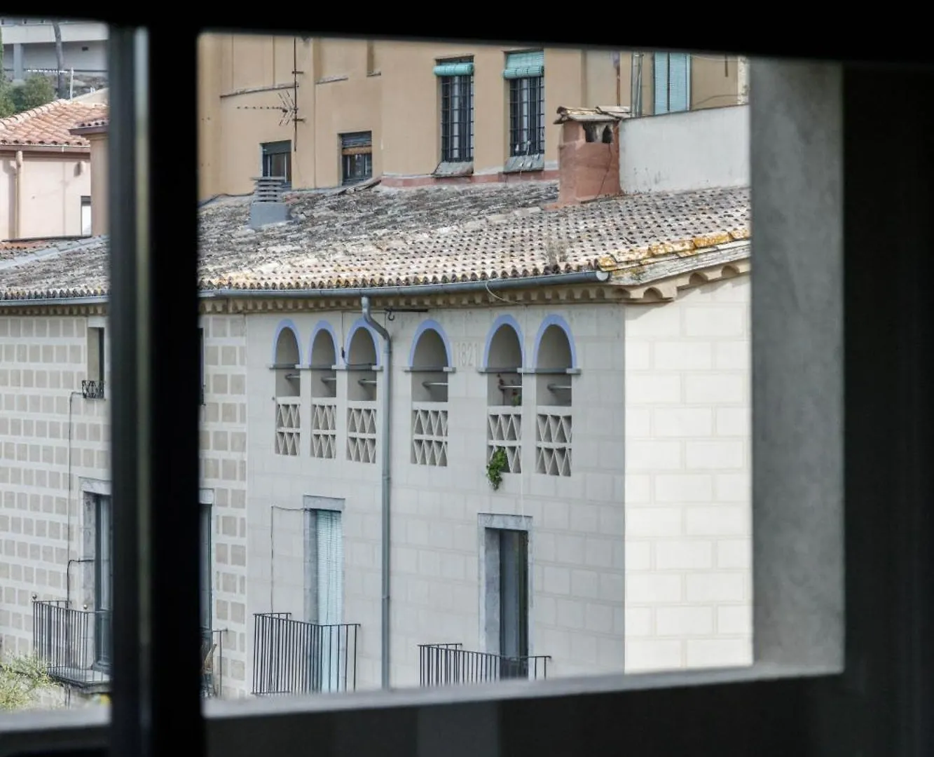 Hotel La Comuna By Bon Dia Residences Gerona